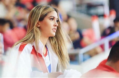 Vẻ đẹp tuyệt trần của hot girl taekwondo Campuchia gây sốt ở SEA Games Báo Dân trí