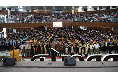 Foto Wisuda Periode Iii Tahun Rektor Uksw Ajak Lulusan