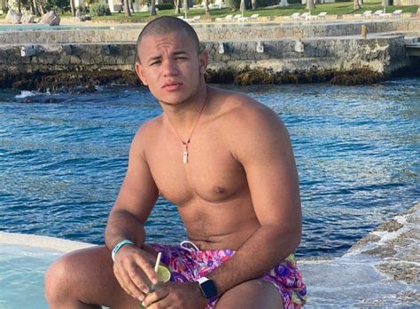 Gay Es Ahorcado En La Zona Colonial El Dekano