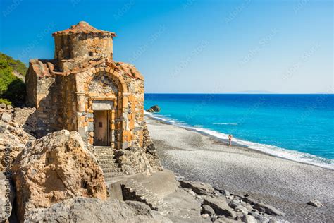 Foto De Agios Pavlos Beach With Saint Paul Church A Very Old Byzantine