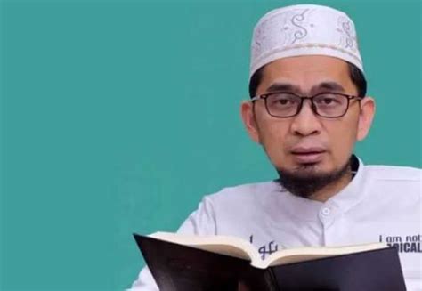 Benda Berikut Menurut Ustadz Adi Hidayat Bisa Mengundang Malaikat