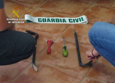 La Guardia Civil Detiene A Los Cinco Integrantes De Un Grupo Delictivo