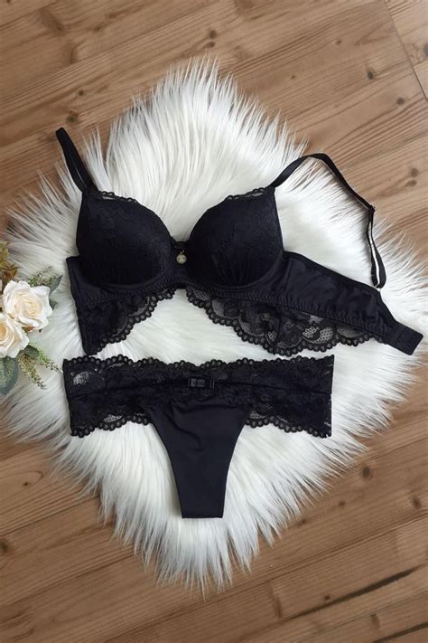 Conjunto Suti Rendado Detalhe Em Renda Lateral E Calcinha Fio Duplo Ref Lingerie
