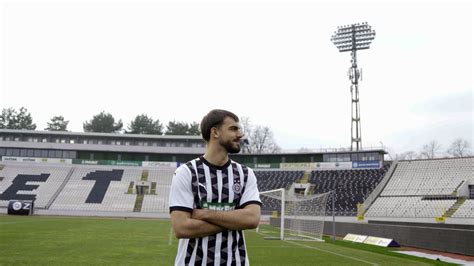 Partizan Doveo Napada A Iz Tutgarta Stigao Nekada Najbolji Strelac