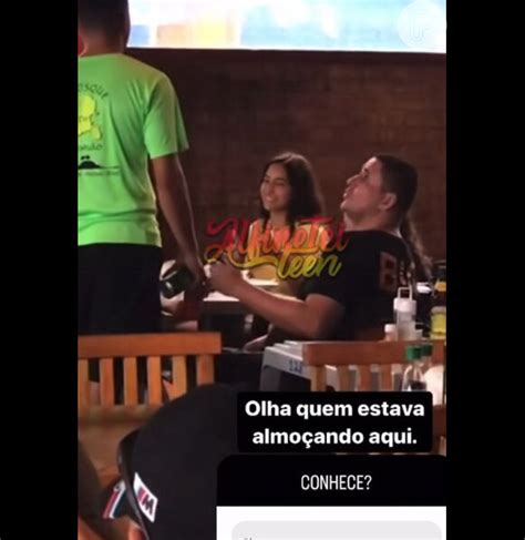 Vanessa Lopes é flagrada pela primeira vez os pais após desistir do