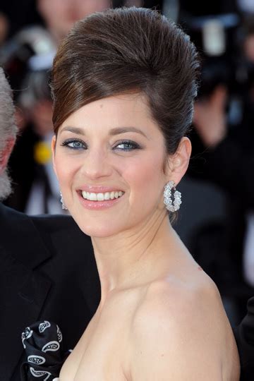 Nude con efecto glossy Álbumes telva