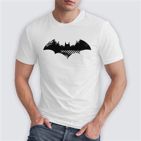 Maglietta Batman Minimalistic Logo Idee Per Regali Originali