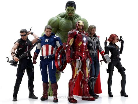 Avengers Th Scale Figures By Hot Toys R Marvel