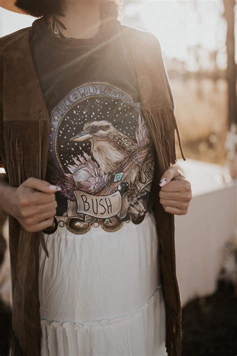 BUSH CHARM COAL T-SHIRT – BUCK WILD COUNTRY