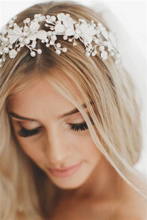 20 Gorgeous Bridal Headpieces For Sophisticated Brides Beach Wedding