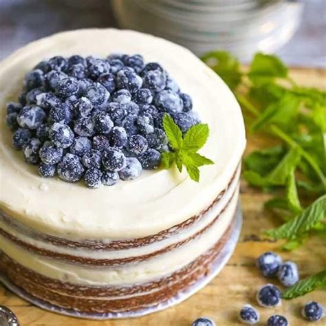 The Minimalist Naked Cake Is A Flavorful Showstopping Dessert Recipe