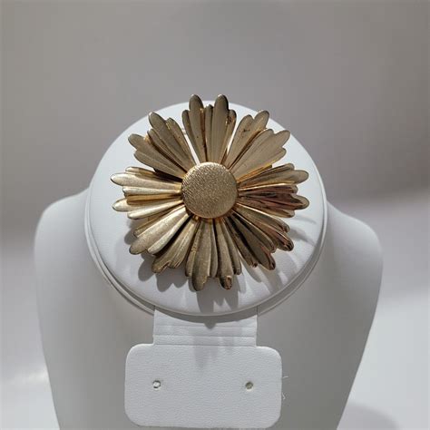 Vintage Sarah Coventry Daisy Sunflower Gold Tone Bro Gem