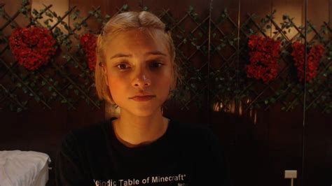 Webcam Model Goofing Around Free Webcam Porn D XHamster