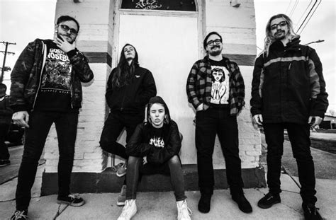 3 Midwest Hardcore Bands You Should Check Out By Marissa Ward Backswing Lists No Echo