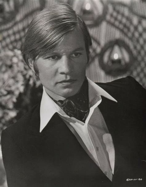 Portrait Photos Of Michael York In The S And S Vintage Everyday