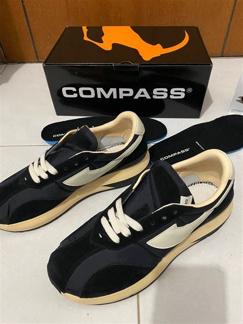 Sepatu Compass Velocity Fesyen Pria Sepatu Sneakers Di Carousell