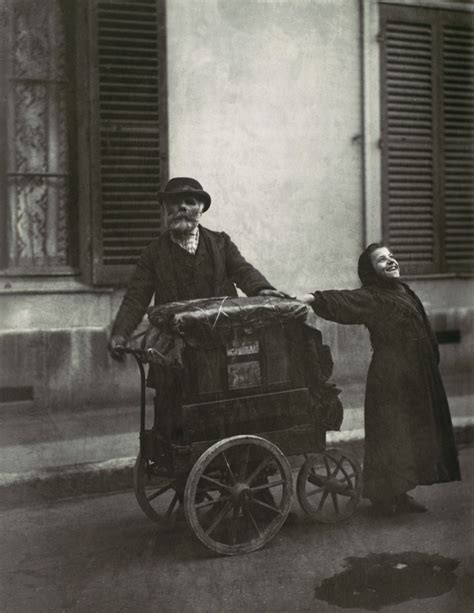 Amazing photos by Eugène Atget capture the vanished streets of Old ...