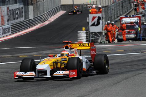 Fernando Alonso: See his F1 Stats, Cars, Wins, Podiums & Bio