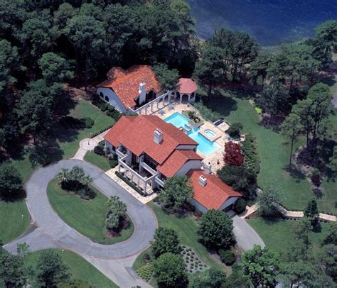 8 of the MOST EXPENSIVE Lake Homes in South Carolina