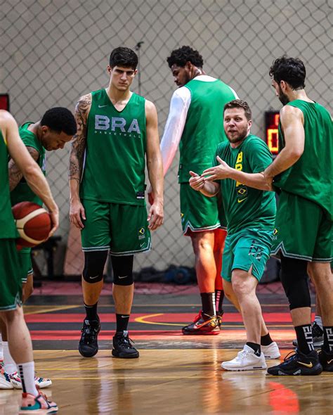 Brasil inicia busca pelo penta da Copa América de Basquete basquete ge