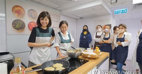 녹두김치전 맛있어요 홍콩서 가정식 김치 요리 교실