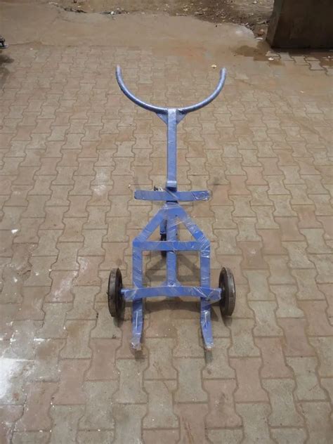 Balaad Mild Steel Three Wheel Drum Trolley No Of Wheels Loading