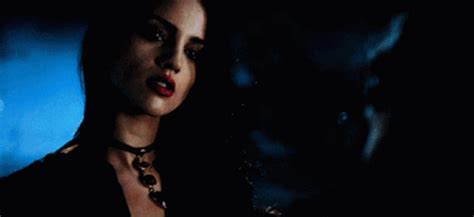 Eiza Gonzalez Eiza Gonzalez Discover Share GIFs