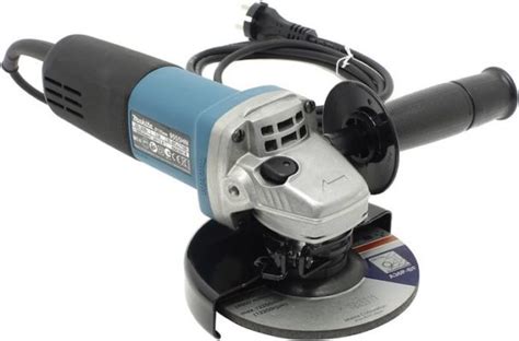 УШМ Makita 9558HN: обзор характеристик и тестирование болгарки