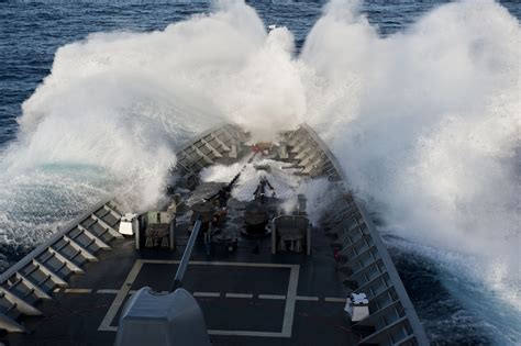 Philippine Sea September 24 2012 The Bow Of The Ticonderoga Class