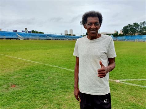 Campeão pelo Fla Marinho ironiza bebedeira do Liverpool Tontos o