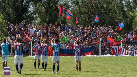 La Incre Ble Historia De Un Equipo De F Tbol De La Liga Amateur Que Puede Perder Su Cancha Por
