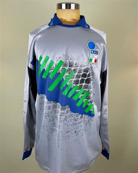 Italy 1992 Gk 2 Kit