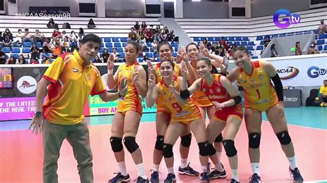 Ncaa Season Wvb Coach Roger Handa Rin Sa Biruan Youtube