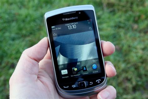 Blackberry Torch 9810 - CELLPHONEBEAT