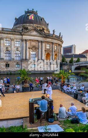 Berlin Spree Strandbar Mitte Beach Bar Stock Photo Alamy