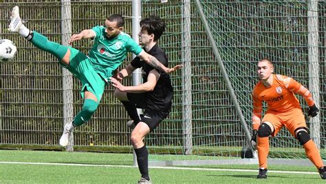 Stuttgarter Fu Ball Kreisliga A Staffel Elf Tore Festival Und Ein