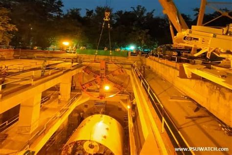 Dmrc Starts Lowering Of Phase 4s First Tunnel Boring Machine