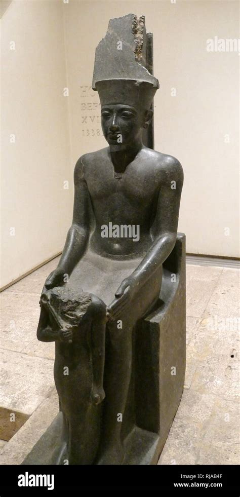 Statue Damon Avec Horemheb Avant Lui 18e Dynastie égyptienne Amon