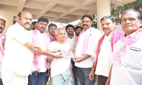 For Continuance Of Welfare Schemes People Must Vote To Trs Says Candidate