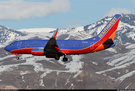 N780SW Southwest Airlines Boeing 737 7H4 WL Photo By Jon Marzo ID