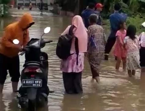 Detak Banten Dilanda Hujan Deras Akses Jalan Jogreg Tigaraksa