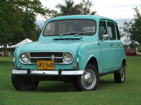 File:R4 1123.JPG