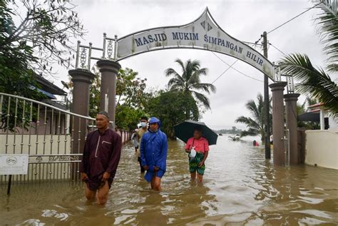 Jumlah Mangsa Banjir Di Kelantan Terengganu Terus Menurun