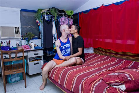 Hsin Yi Wang Posted A Story Update On Drag Queen Photography Project