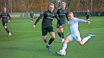 Hansa Rostock schlägt Werder Bremen Pröger und Rhein drehen das Spiel