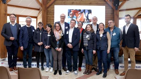 La filière cuir célèbre son partenariat avec le para dressage français