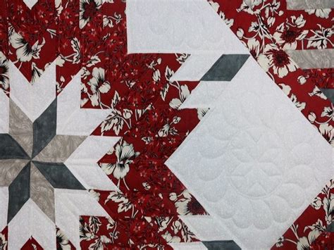 Red, White and Gray Lone Star Log Cabin Photo 4 Country Quilts, Amish ...