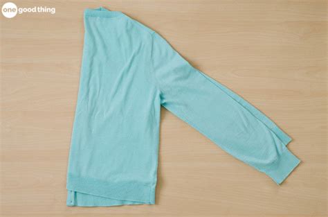 How To Hang-Fold Sweaters To Prevent Bumps