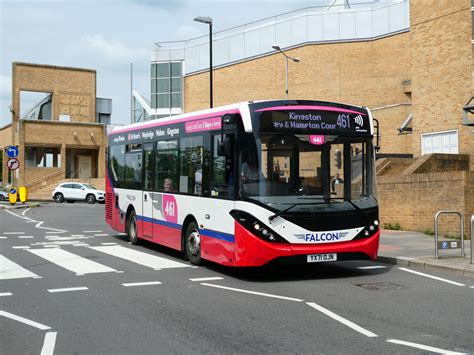 Falcon Buses Byfleet YX71OJN On Route 461 In Clarence Str Flickr