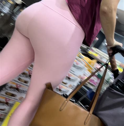 Milf In Pink Spandex Spandex Leggings Yoga Pants Forum